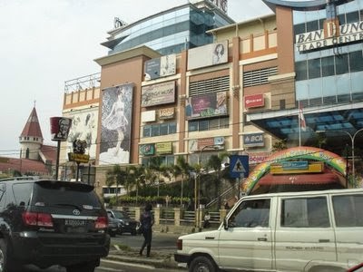 Outlet SIM BTC Bandung Outlet SIM BTC Bandung